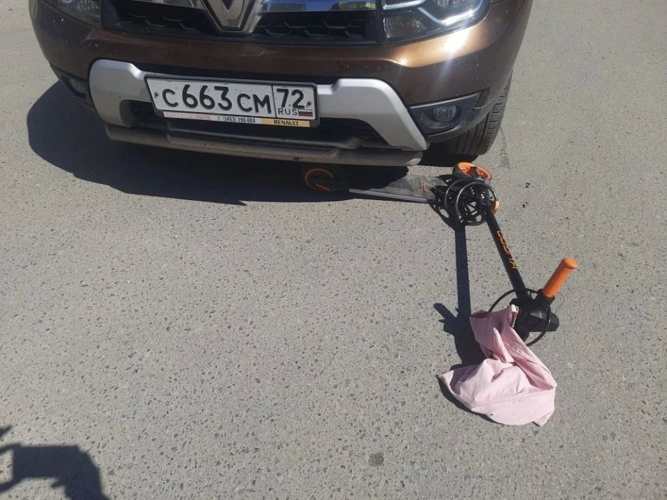 Три столкновения электросамокатов и автомобилей произошло вчера в Тюменской области, в них получили ранения 4 ребенка Три столкновения электросамокатов и автомобилей произошло вчера в Тюменской области, в них получили ранения 4 ребенка