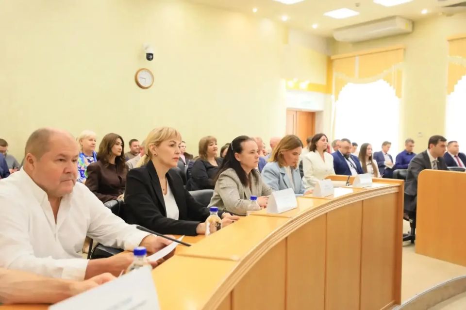 Спасибо за ваш труд!. В преддверии Дня российского предпринимательства, который ежегодно отмечается 26 мая, прошло заседание координационного совета по развитию малого и среднего бизнеса Спасибо за ваш труд!. В преддверии Дня российского предпринимательства, который ежегодно отмечается 26 мая, прошло заседание координационного совета по развитию малого и среднего бизнеса