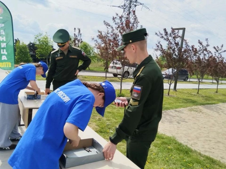 Кадеты МЧС России приняли участие в военно-спортивной игре «Граница-2026» Кадеты МЧС России приняли участие в военно-спортивной игре «Граница-2026»