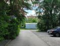 В Каскаре провода повисли над проездом к дому по адресу: ул. 67 лет Октября, 2