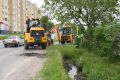 В Парфеново продолжают чистить водоотводные канавы