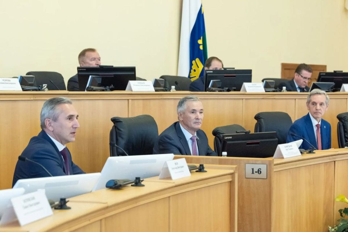Сегодня День рождения у председателя Тюменской областной думы Фуата Ганеевича Сайфитдинова! Сегодня День рождения у председателя Тюменской областной думы Фуата Ганеевича Сайфитдинова!