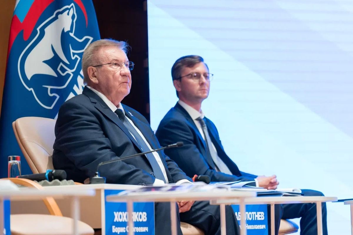 Руслан Кухарук: На конференции Ханты-Мансийского регионального отделения партии «Единая Россия» вместе с коллегами утвердили список кандидатов, которые будут представлять партию на выборах в Думу Югры Руслан Кухарук: На конференции Ханты-Мансийского регионального отделения партии «Единая Россия» вместе с коллегами утвердили список кандидатов, которые будут представлять партию на выборах в Думу Югры