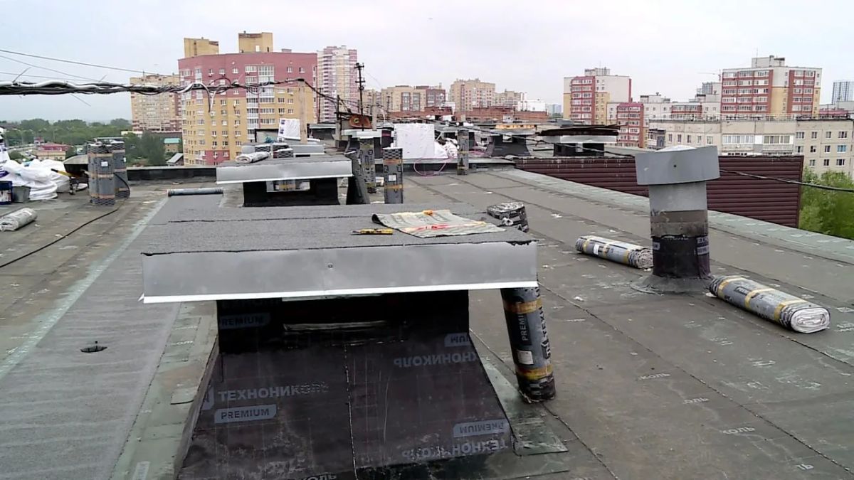В Тюменской области продолжаются капитальные ремонты многоквартирных домов