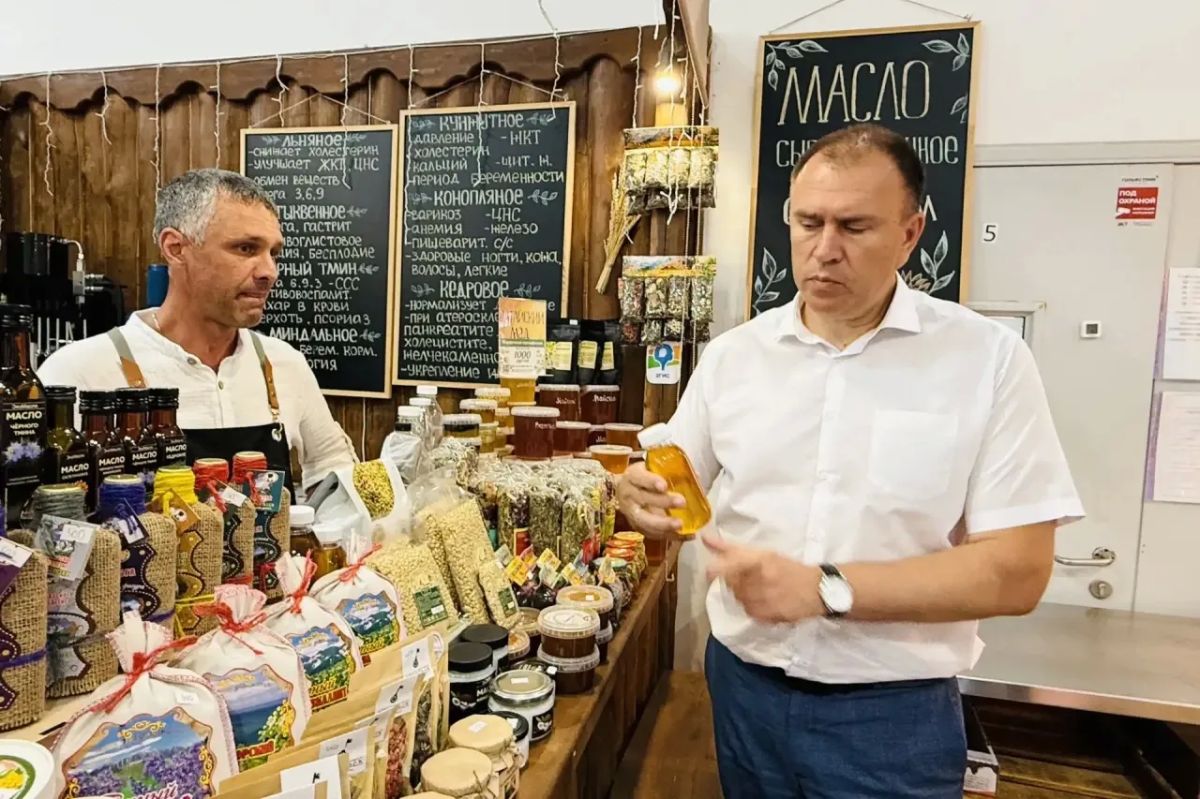 Провел предпринимательский час на площадках «Северного» и ТЦ «РИО» Провел предпринимательский час на площадках «Северного» и ТЦ «РИО»