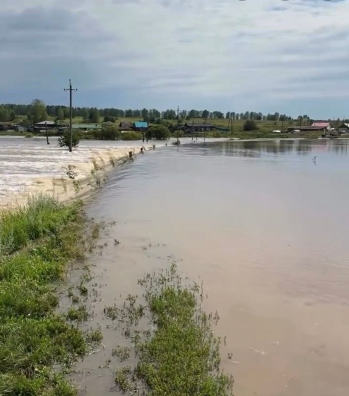 В соседней Свердловской области разворачивается водный апокалипсис В соседней Свердловской области разворачивается водный апокалипсис