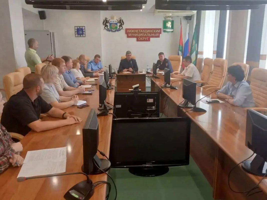 Глава Нижнетавдинского муниципального округа Сергей Борисевич провел заседание окружной комиссии по обеспечению безопасности дорожного движения
