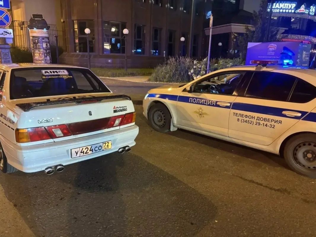 Вчера вечером в центре Тюмени сотрудники ДПС провели масштабную проверку Вчера вечером в центре Тюмени сотрудники ДПС провели масштабную проверку