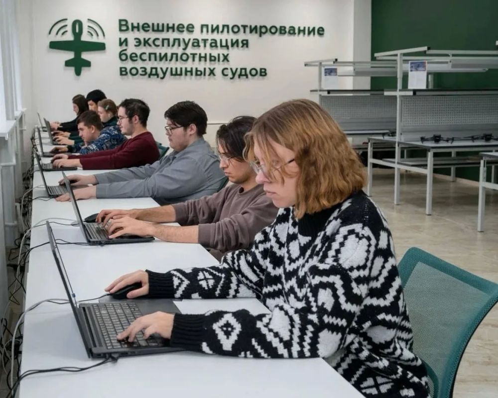 ХМАО побил рекорд по числу стобалльников на ЕГЭ ХМАО побил рекорд по числу стобалльников на ЕГЭ