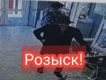 Сотрудники отдела полиции № 6 УМВД России по г.Тюмени устанавливают личность мужчины, который 27 августа текущего года, в магазине «Магнит», расположенном по ул. Ватутина, д.16а/1, похитил средства личной гигиены