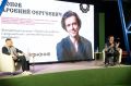 Тюменская молодежь встретилась на полях форума "Утро" с актером театра и кино Арсением Поповым