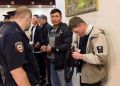 В Тюмени сотрудники отделов полиции №3, 7 и 8 провели мероприятие, направленное на пресечение незаконной миграции, посетили места массового пребывания иностранцев и их возможного трудоустройства, расположенных в областном...