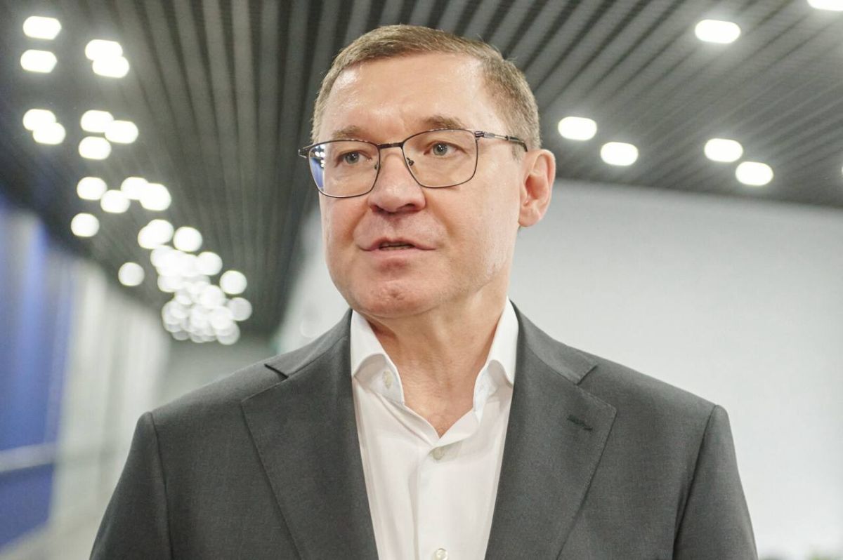 Владимир Якушев отметил подготовку кадров под запросы предприятий в Тобольске Владимир Якушев отметил подготовку кадров под запросы предприятий в Тобольске