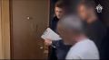 Появились кадры со следственных действий с обвиняемым в двойном убийстве на Лесобазе