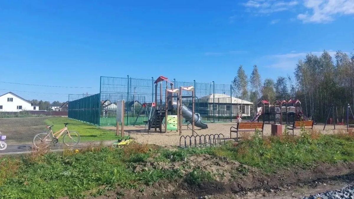 В Тобольске опять замечают следы медведей: местные переживают за своих детей — в Соколовке хищников видели у детской площадки В Тобольске опять замечают следы медведей: местные переживают за своих детей — в Соколовке хищников видели у детской площадки