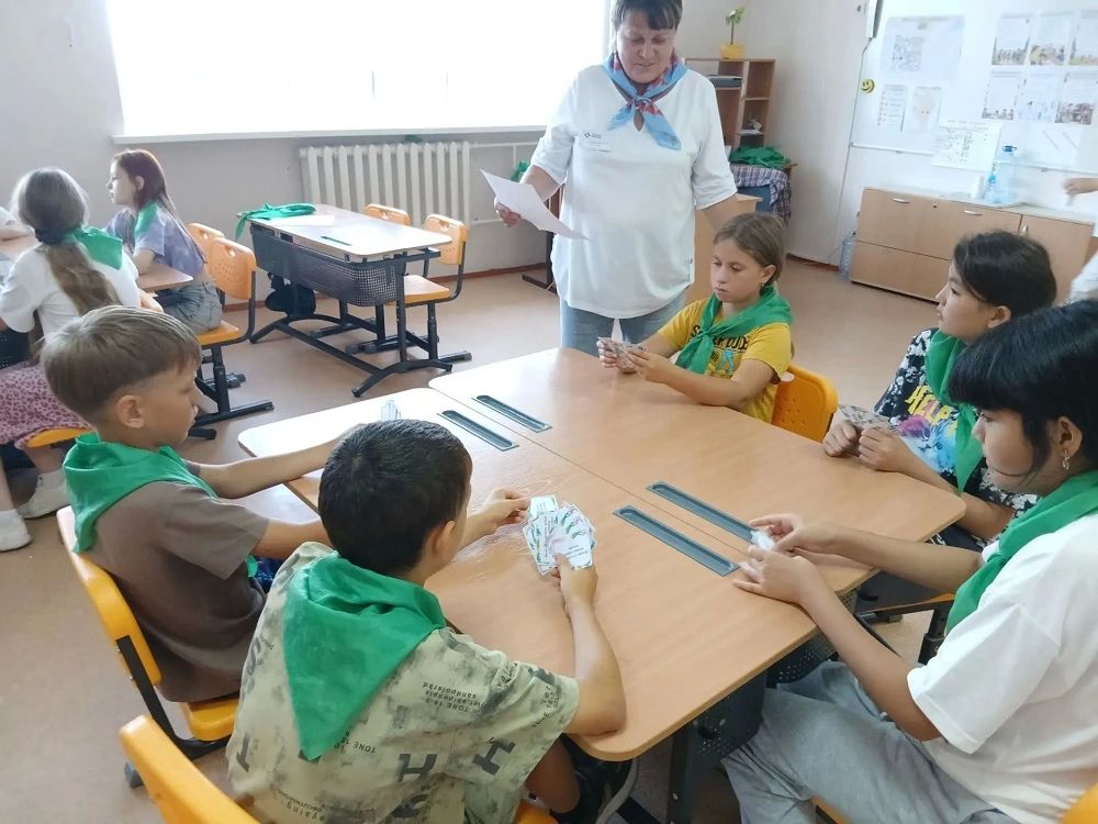В Кадровом центре «Работа России» Тюменской области подвели итоги реализации акции «Летний лагерь — территория профориентации»
