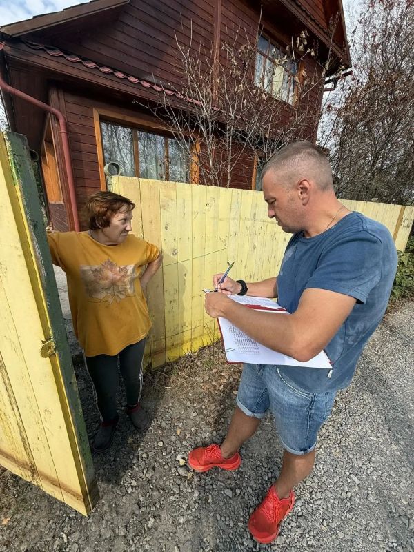 Максим Афанасьев: В СНТ продолжают работать межведомственные комиссии по оценке состояния жилых помещений на территориях, пострадавших от паводка Максим Афанасьев: В СНТ продолжают работать межведомственные комиссии по оценке состояния жилых помещений на территориях, пострадавших от паводка