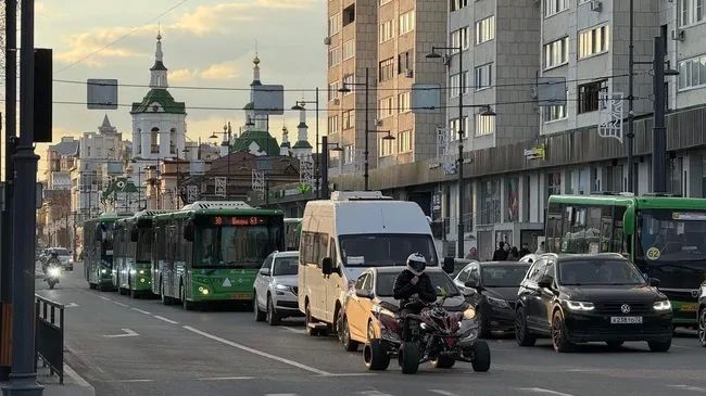 До «Москвы» тюменцы не могут добраться из-за автобуса, который рано заканчивает маршрут