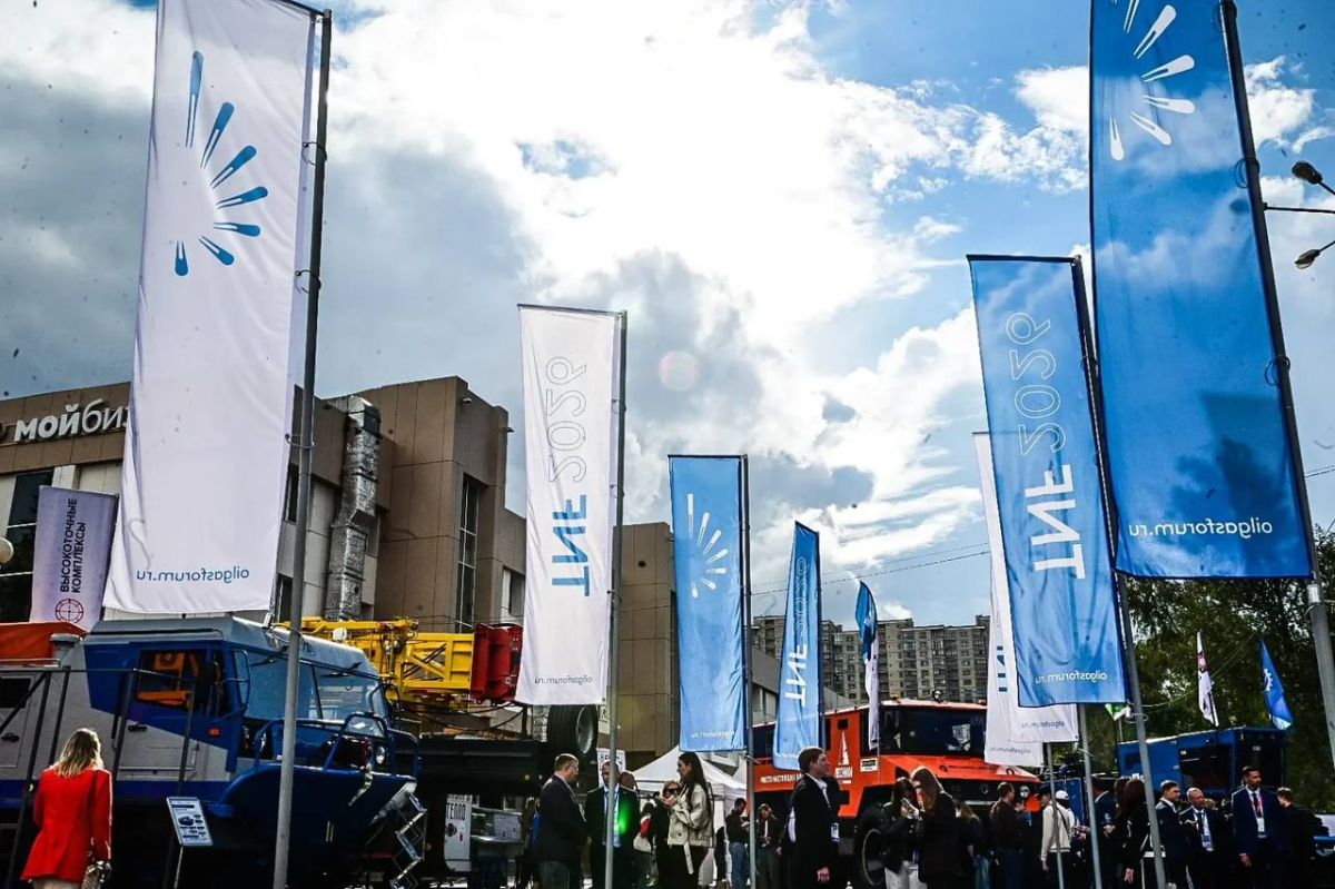 Передовые разработки для нефтегазовой отрасли показали губернатору на TNF EXPO Передовые разработки для нефтегазовой отрасли показали губернатору на TNF EXPO