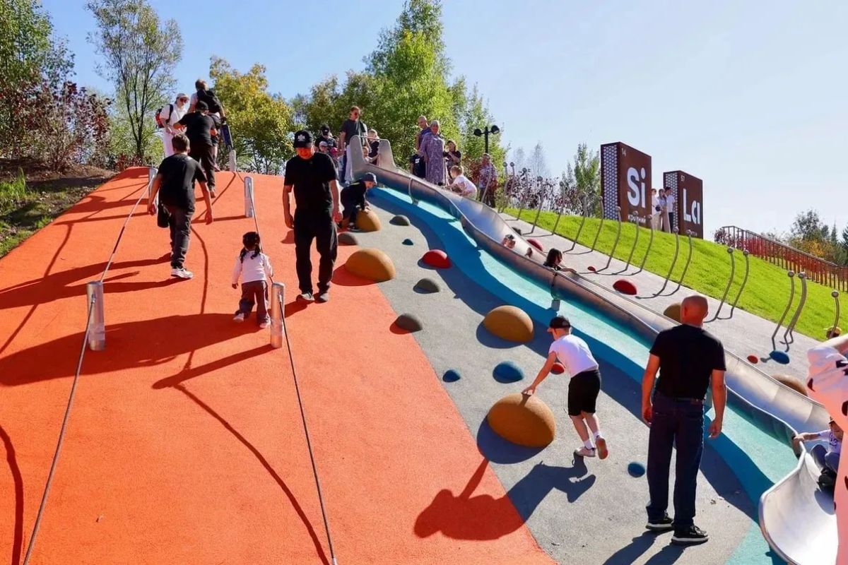 В Тобольске открылся «Менделеев-парк»! В Тобольске открылся «Менделеев-парк»!