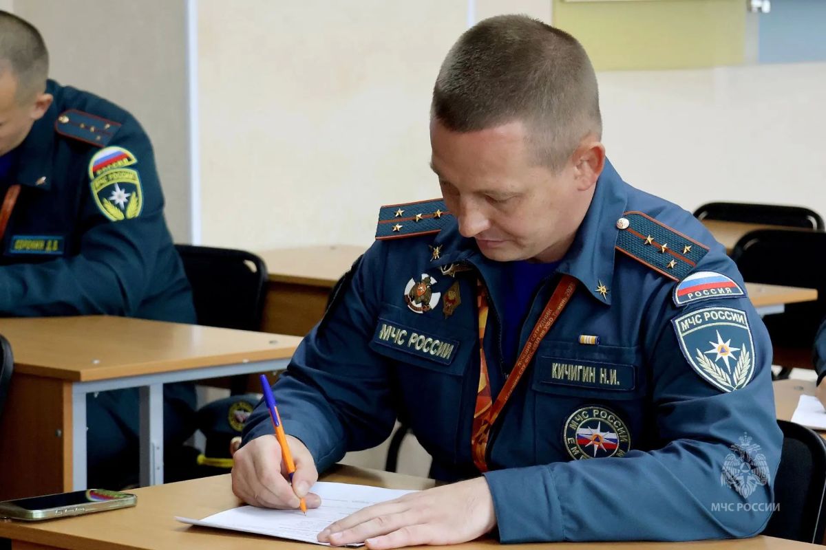 В Тюмени определят лучшего сотрудника судебно-экспертного учреждения Уральского федерального округа В Тюмени определят лучшего сотрудника судебно-экспертного учреждения Уральского федерального округа
