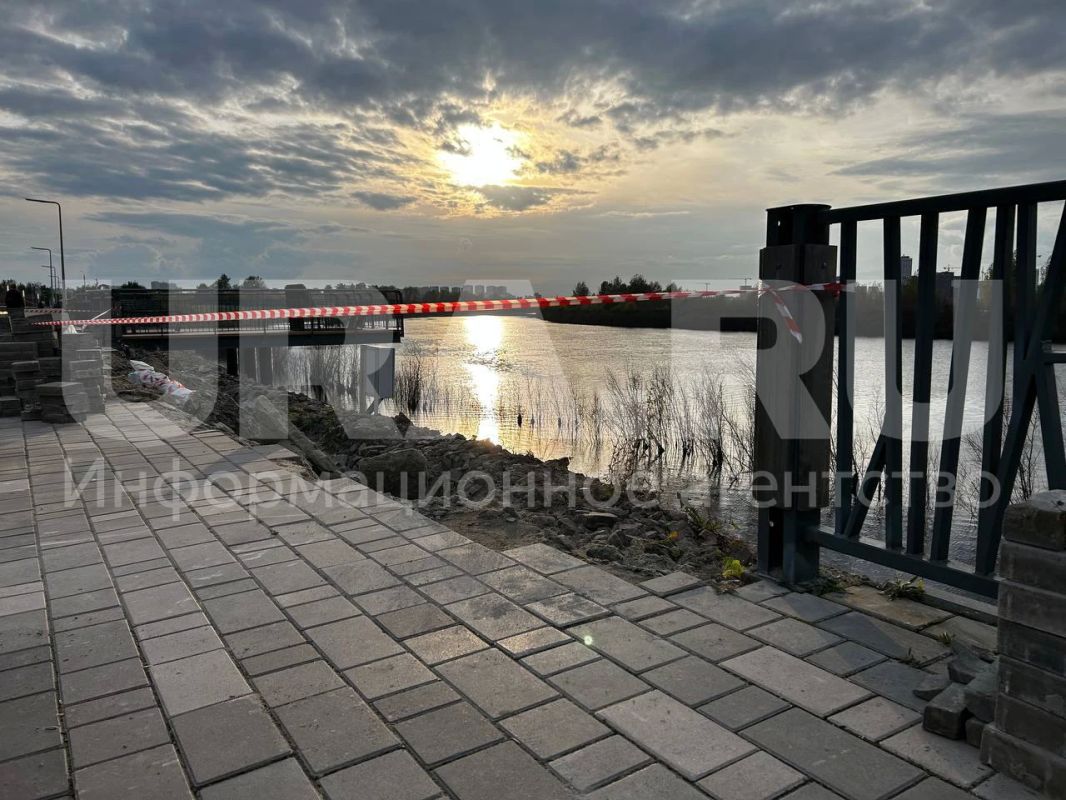 Обрушение набережной заметили в Тюмени Обрушение набережной заметили в Тюмени