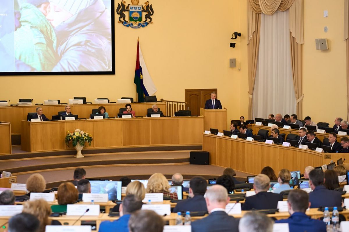 Депутаты облдумы отметили эффективную работу правительства региона по исполнению бюджета за первое полугодие