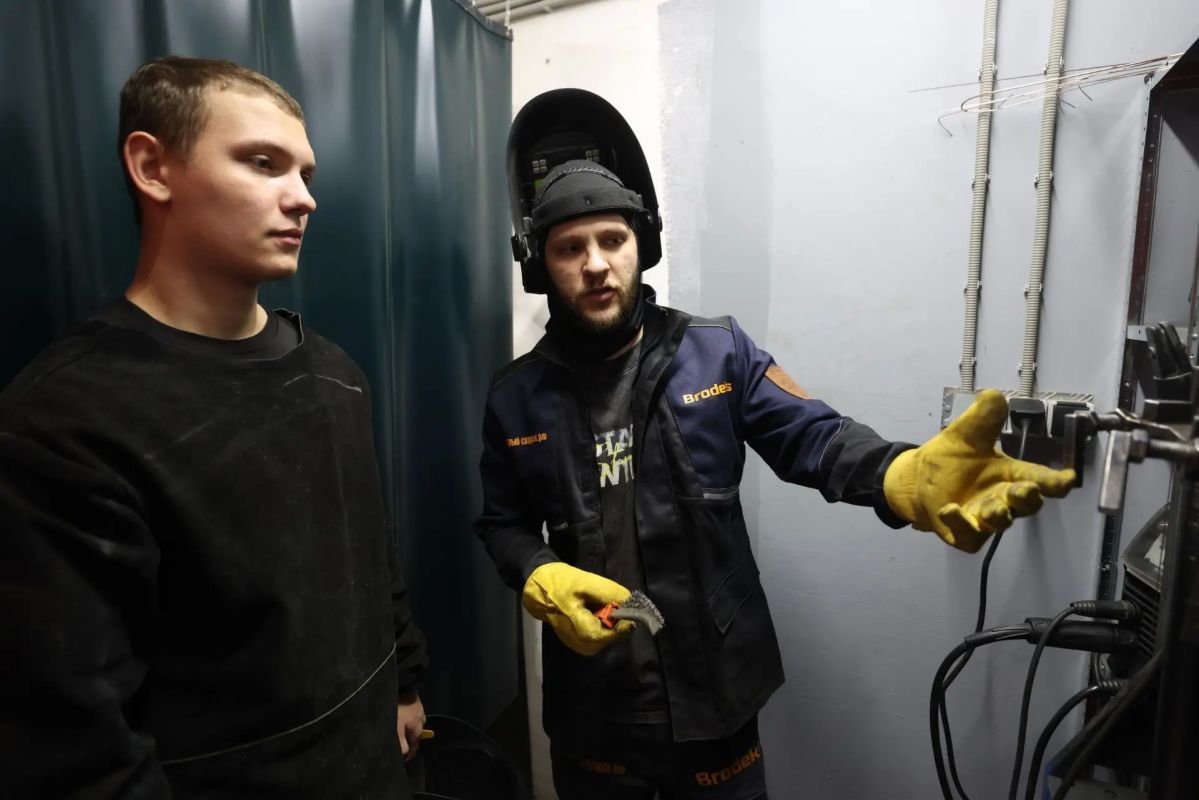 «Тюменская марка»: золотые руки «Доброго сварщика» «Тюменская марка»: золотые руки «Доброго сварщика»