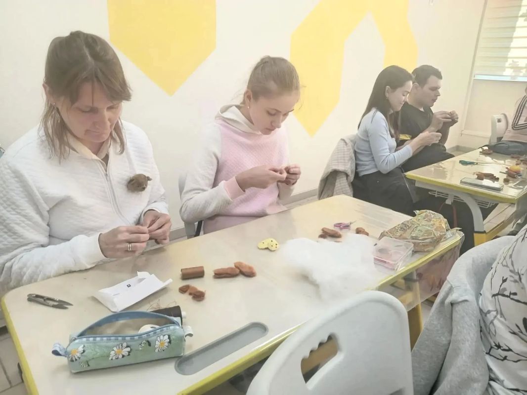 Мастер-класс «Русский медведь с балалайкой»: когда творчество становится историей Мастер-класс «Русский медведь с балалайкой»: когда творчество становится историей