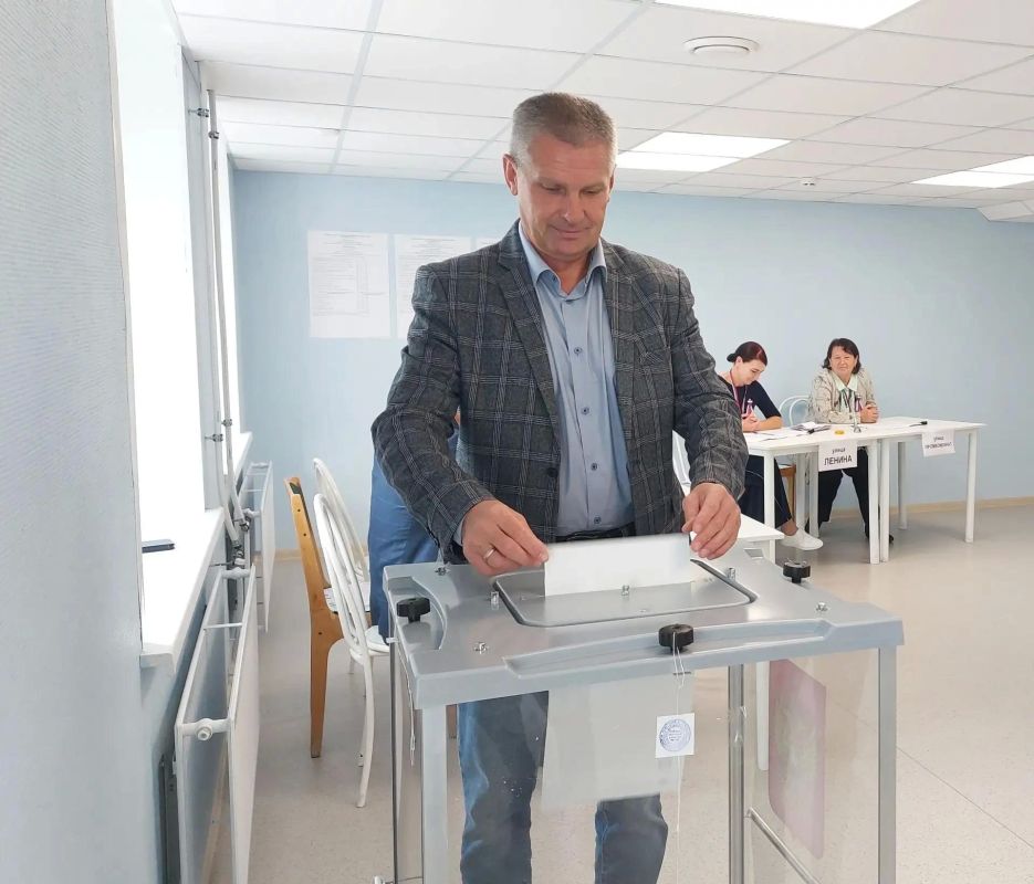 Руководители муниципалитетов Тюменской области продолжают голосовать Руководители муниципалитетов Тюменской области продолжают голосовать