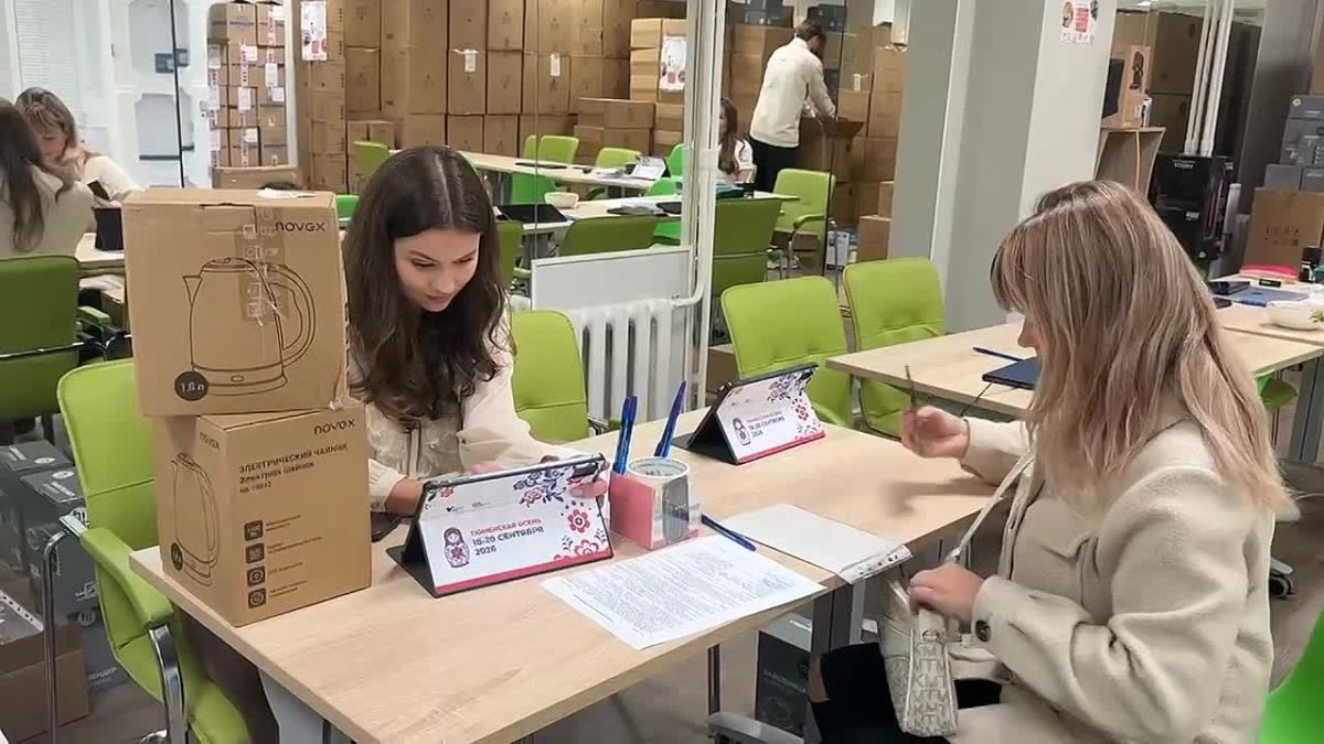 Смотрите, сколько людей получают крутые подарки