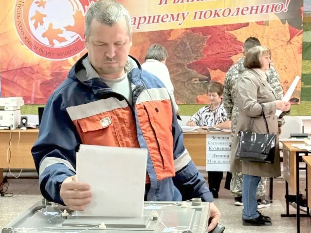 Избиратели Юргинского округа приходят голосовать с первых минут открытия УИК
