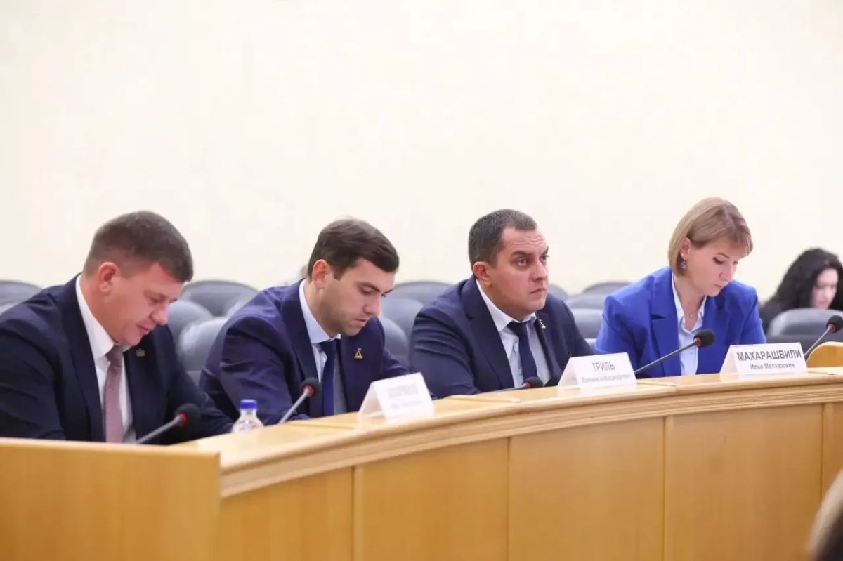 В Тюмени обсудили состояние городских водоёмов В Тюмени обсудили состояние городских водоёмов