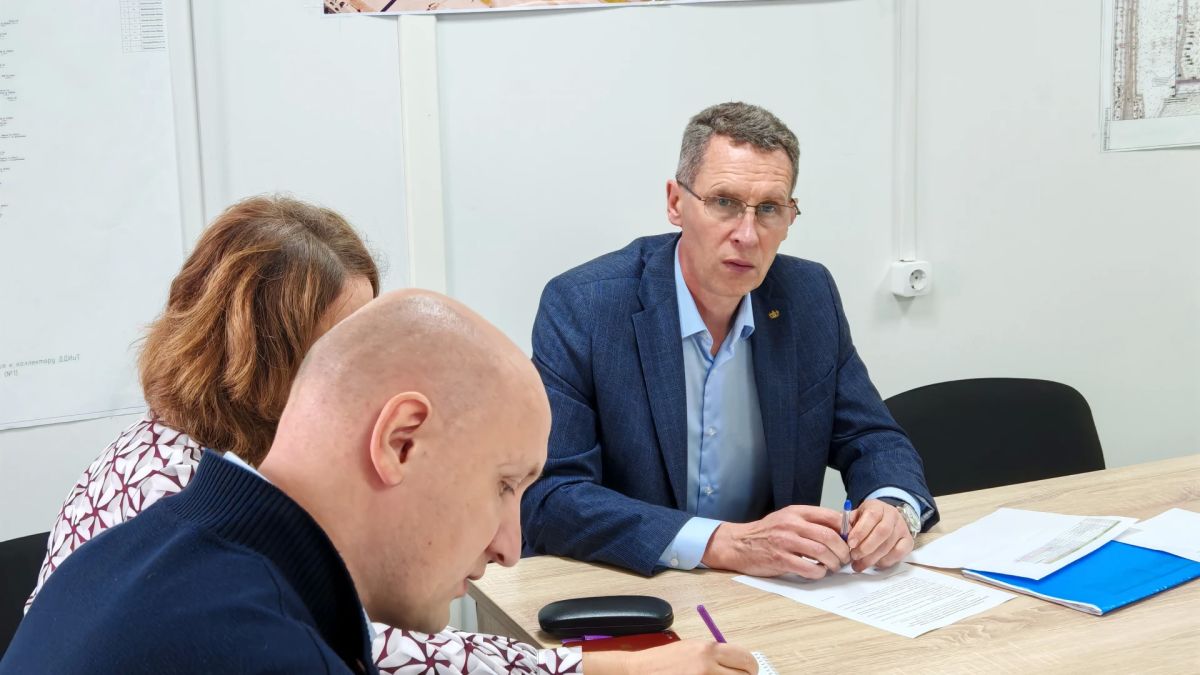 "Объект знаковый для всего региона": Сергей Шустов проинспектировал стройку Межуниверситетского кампуса в Тюмени "Объект знаковый для всего региона": Сергей Шустов проинспектировал стройку Межуниверситетского кампуса в Тюмени