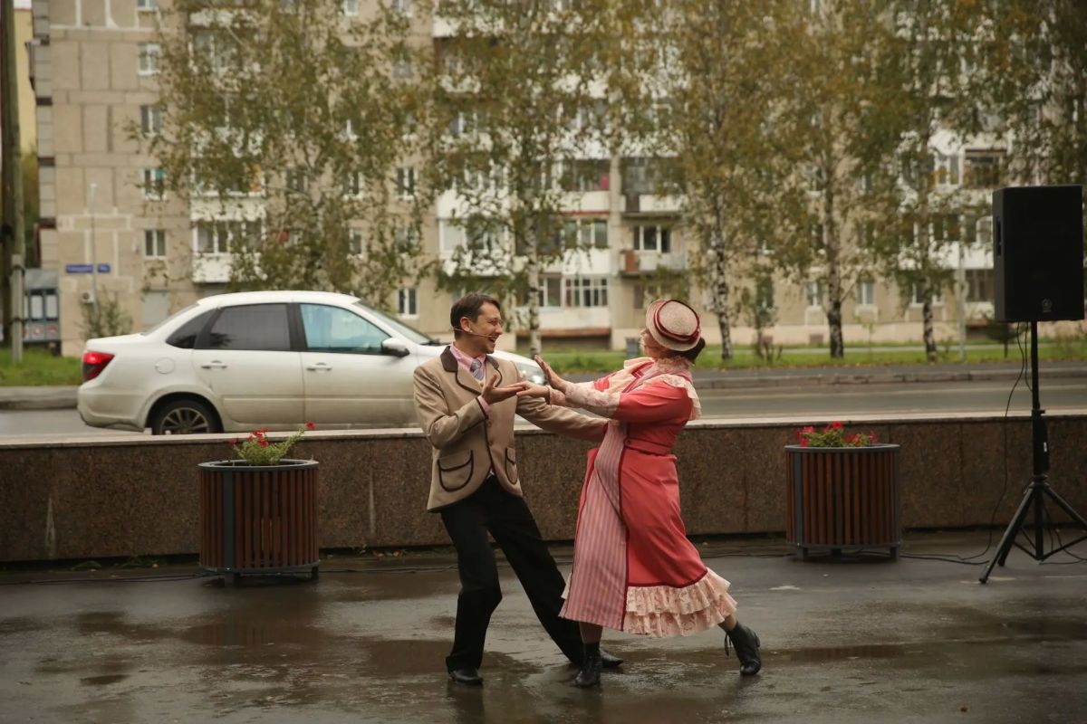 Музыка продолжает звучать! Музыка продолжает звучать!