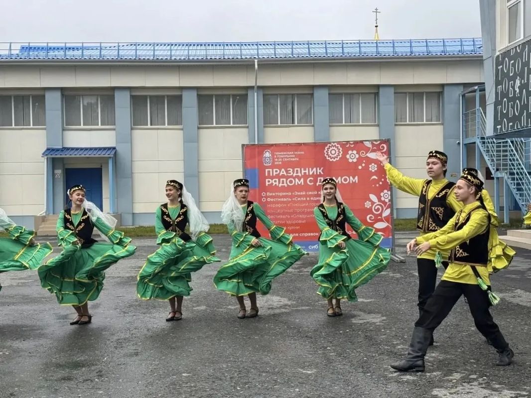 Музыка продолжает звучать! Музыка продолжает звучать!