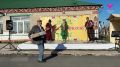 Дед 5 внуков пустился в пляс от радости, что стал обладателем новенького пылесоса!