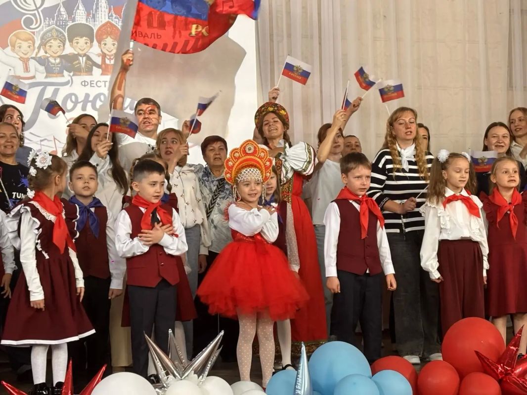 Фестиваль «Поющий город» завершился, оставив после себя самые тёплые воспоминания В минувшую субботу наша область не просто пела — она звенела от музыки, аплодисментов, улыбок и настоящего осеннего настроения. Даже погода... Фестиваль «Поющий город» завершился, оставив после себя самые тёплые воспоминания В минувшую субботу наша область не просто пела — она звенела от музыки, аплодисментов, улыбок и настоящего осеннего настроения. Даже погода...