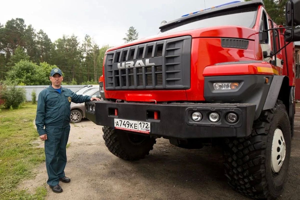 Друзья, нам важен ваш голос! Участник СВО Вали Давлетов из Тобольска на конкурсе "Лучший по профессии" защищает честь Тюменской области! Друзья, нам важен ваш голос! Участник СВО Вали Давлетов из Тобольска на конкурсе "Лучший по профессии" защищает честь Тюменской области!