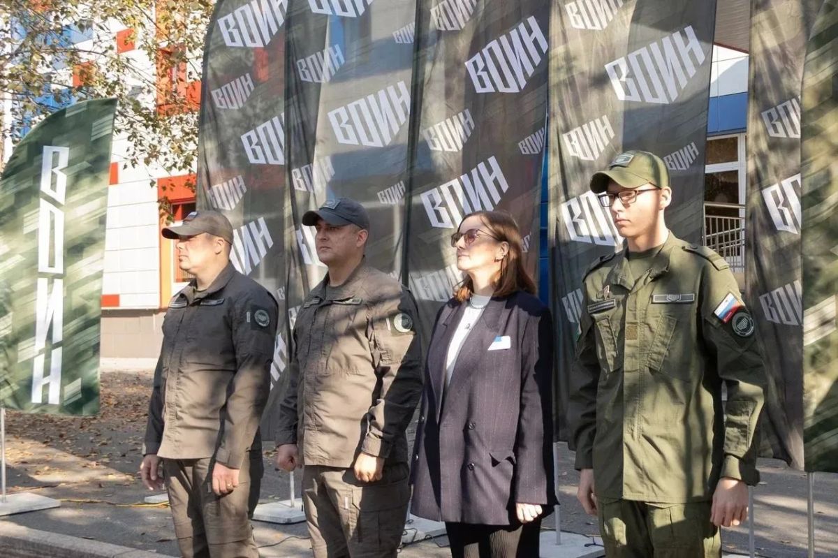 В Тюменском колледже транспортных технологий и сервиса состоялось торжественное открытие обучения по программе военно-спортивной подготовки центра "ВОИН" В Тюменском колледже транспортных технологий и сервиса состоялось торжественное открытие обучения по программе военно-спортивной подготовки центра "ВОИН"