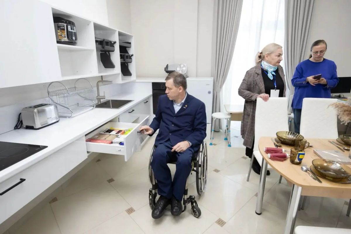В Тюменском филиале фонда "Защитники Отечества" состоялся круглый стол "О поддержке ветеранов специальной военной операции с инвалидностью" В Тюменском филиале фонда "Защитники Отечества" состоялся круглый стол "О поддержке ветеранов специальной военной операции с инвалидностью"