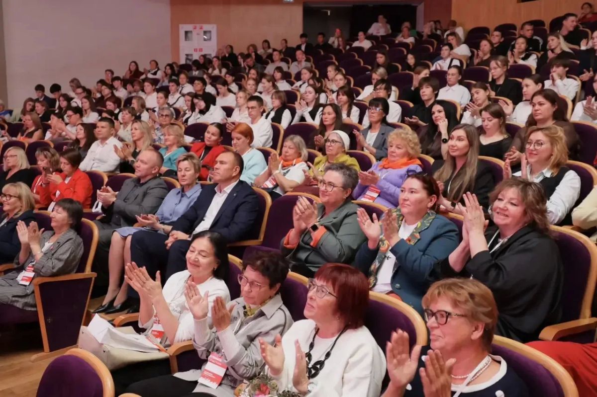 Друзья, на этой неделе Тобольск по праву стал центром добровольчества всей страны Друзья, на этой неделе Тобольск по праву стал центром добровольчества всей страны
