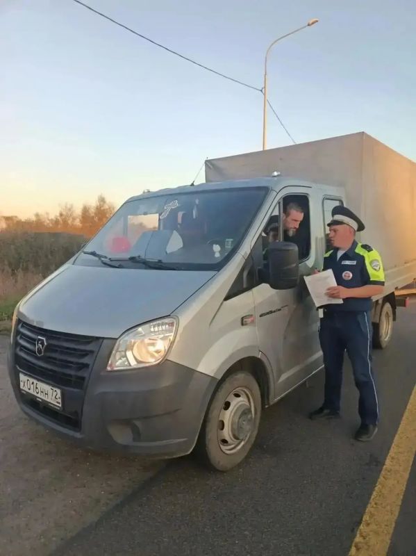 На трассе Тюмень — Ханты-Мансийск усилили контроль: на аварийноопасных участках в Тобольском округе дежурят автоинспекторы! На трассе Тюмень — Ханты-Мансийск усилили контроль: на аварийноопасных участках в Тобольском округе дежурят автоинспекторы!