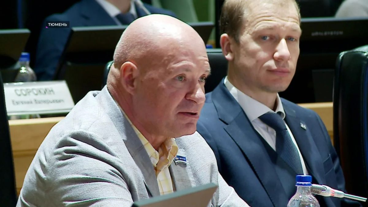 В Тюмени состоялось внеочередное заседание городской думы В Тюмени состоялось внеочередное заседание городской думы