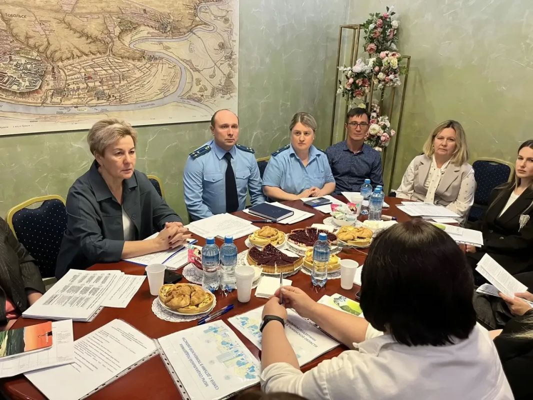 В социальной гостиной встретились с многодетными семьями наших участников СВО В социальной гостиной встретились с многодетными семьями наших участников СВО