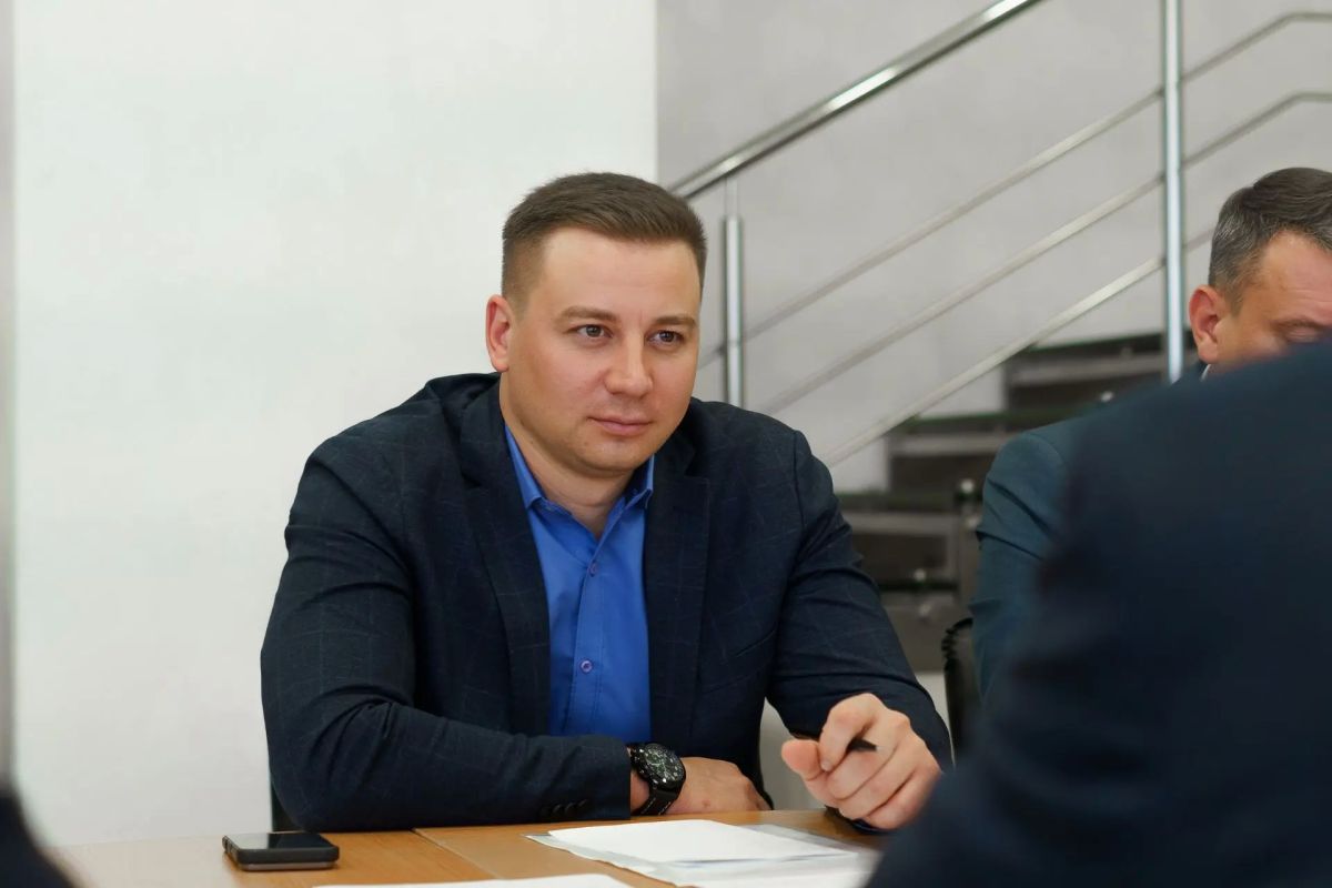 Развитие молодежи и интерес к военной сфере обсудили на рабочей встрече Развитие молодежи и интерес к военной сфере обсудили на рабочей встрече