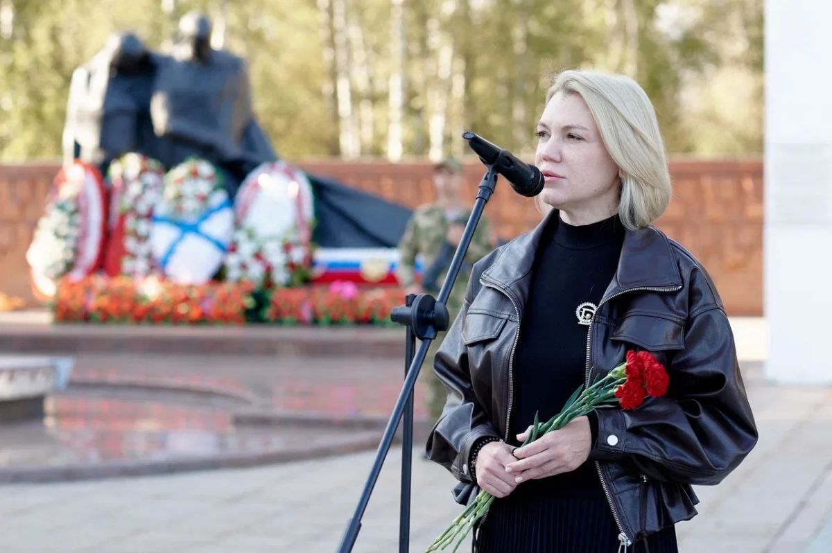 В Тюмени почтили память военнослужащих мотострелковых подразделений, погибших при выполнении задач в ходе СВО В Тюмени почтили память военнослужащих мотострелковых подразделений, погибших при выполнении задач в ходе СВО