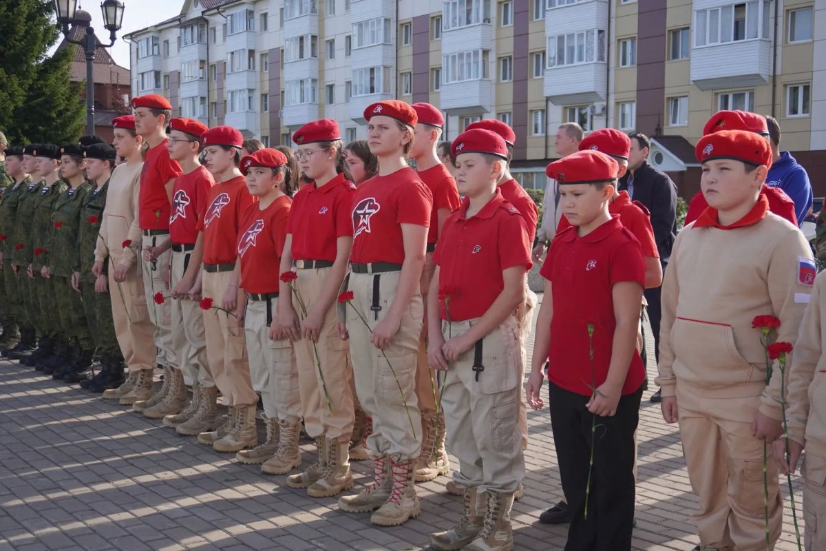 В Тобольске торжественным митингом открылась «Вахта Памяти» В Тобольске торжественным митингом открылась «Вахта Памяти»