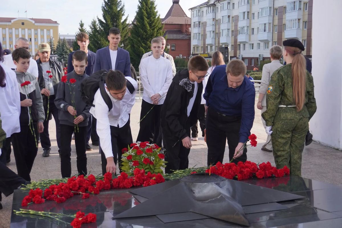 В Тобольске торжественным митингом открылась «Вахта Памяти» В Тобольске торжественным митингом открылась «Вахта Памяти»