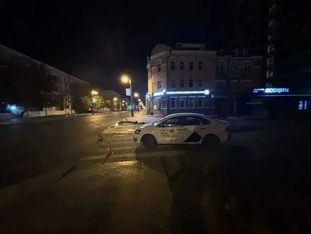 Почти ничего не осталось от того мотоцикла после ночной аварии в центре Почти ничего не осталось от того мотоцикла после ночной аварии в центре